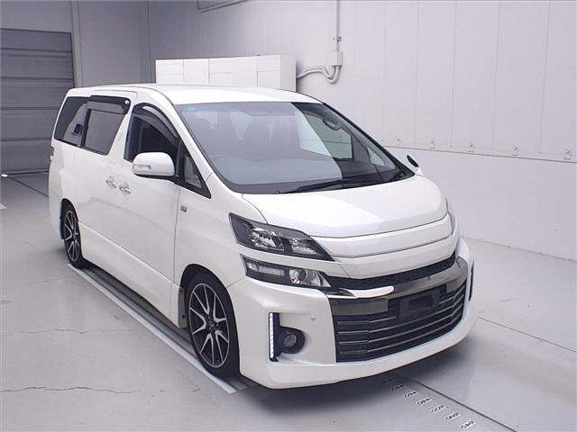 TOYOTA VELLFIRE — фото