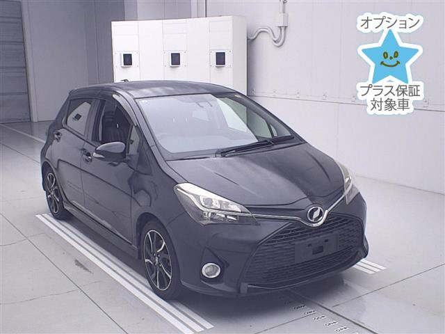 TOYOTA VITZ — фото
