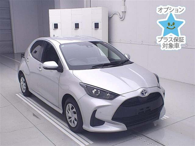 TOYOTA YARIS — фото