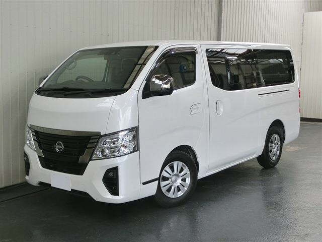 NISSAN CARAVAN — фото