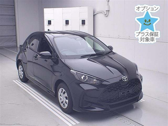 TOYOTA YARIS — фото