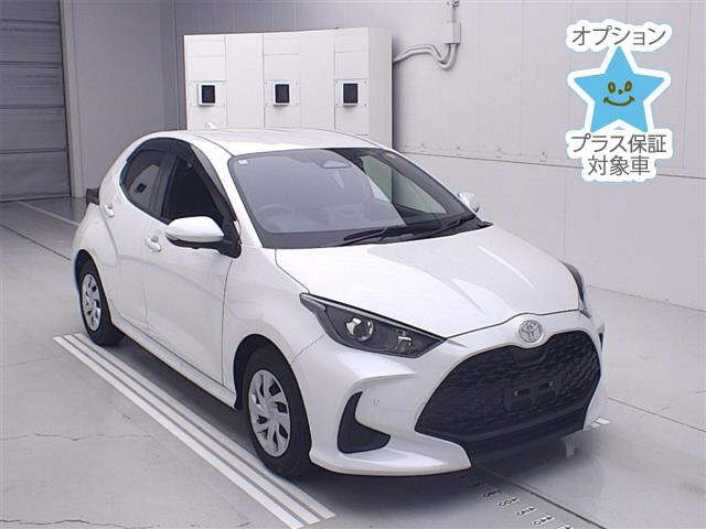 TOYOTA YARIS — фото