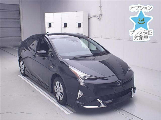 TOYOTA PRIUS — фото