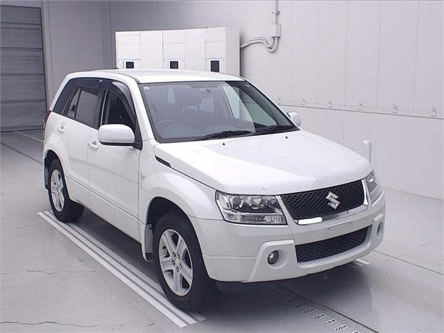 SUZUKI ESCUDO — фото