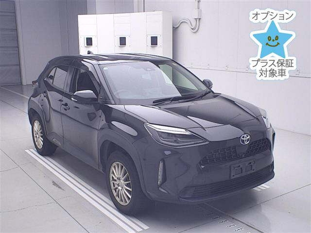 TOYOTA YARIS — фото
