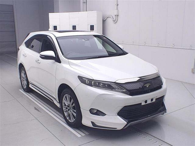 TOYOTA HARRIER — фото