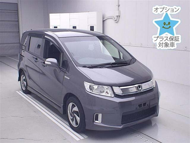 HONDA FREED — фото