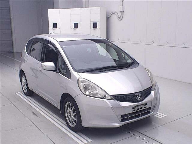 HONDA FIT — фото