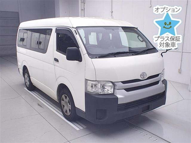 TOYOTA HIACE — фото