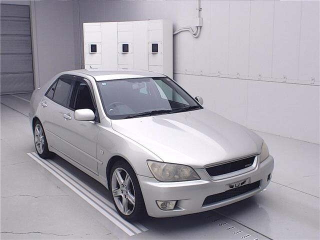 TOYOTA ALTEZZA — фото