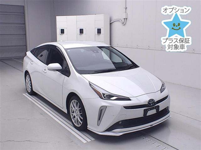 TOYOTA PRIUS — фото