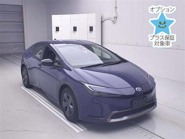 TOYOTA PRIUS — фото