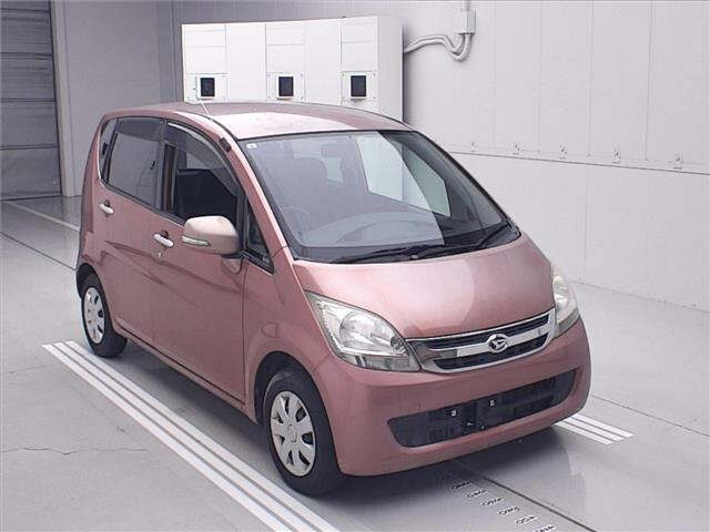 DAIHATSU MOVE — фото