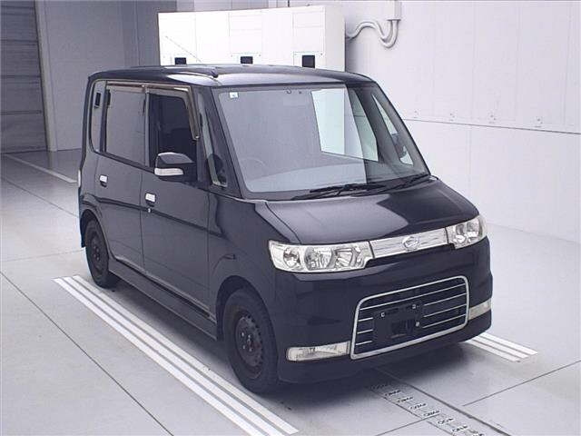 DAIHATSU TANTO — фото