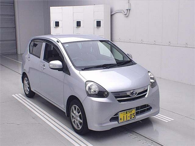 DAIHATSU MIRA — фото