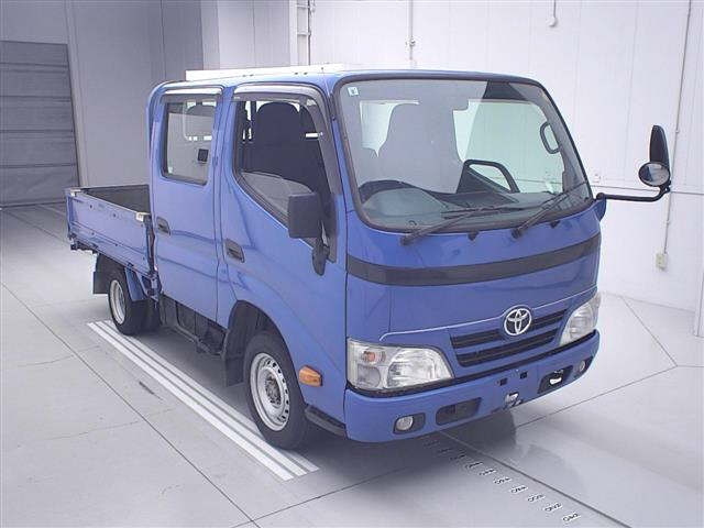 TOYOTA DYNA — фото