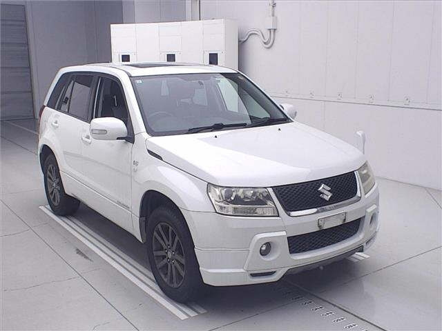 SUZUKI ESCUDO — фото
