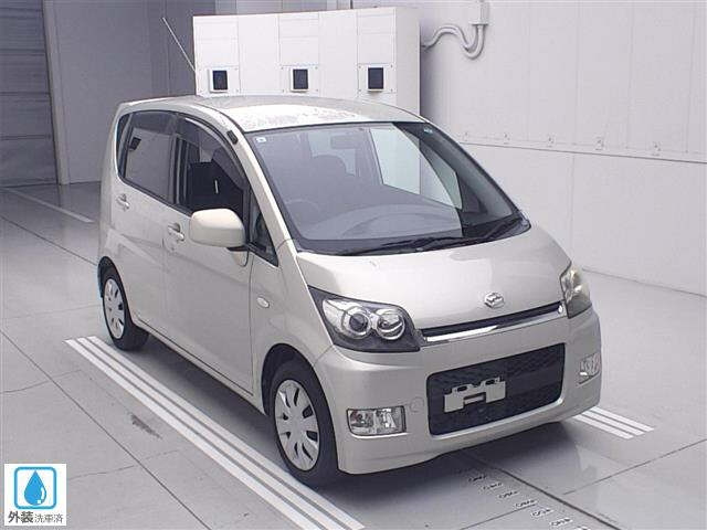 DAIHATSU MOVE — фото