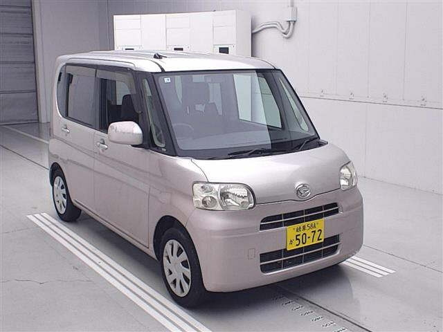 DAIHATSU TANTO — фото