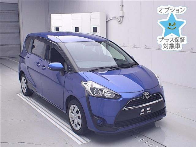 TOYOTA SIENTA — фото