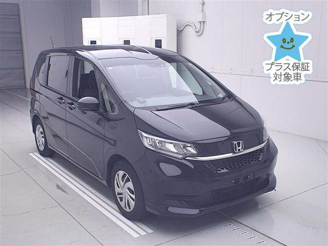 HONDA FREED — фото