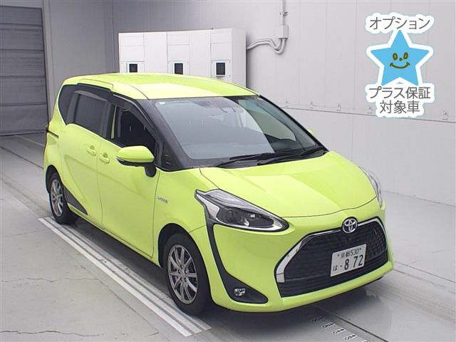 TOYOTA SIENTA — фото