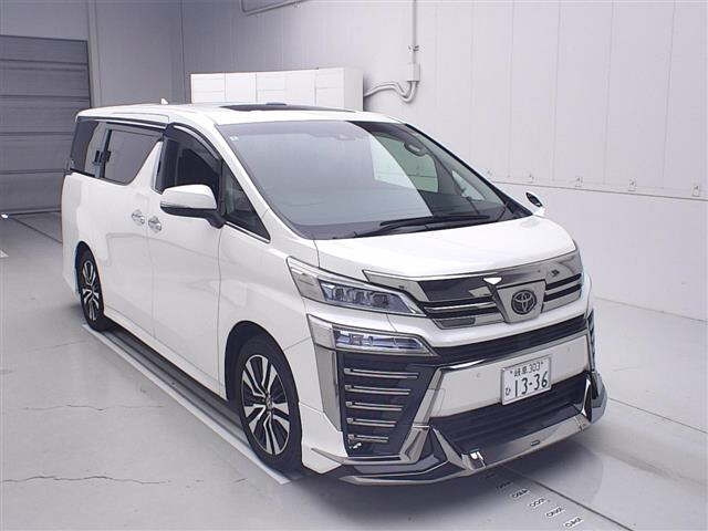 TOYOTA VELLFIRE — фото