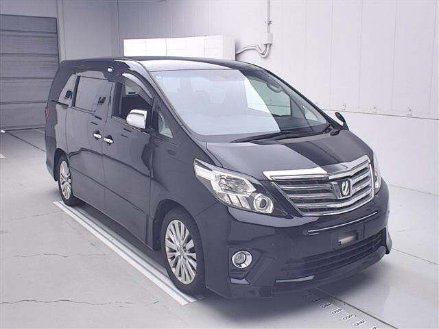 TOYOTA ALPHARD — фото
