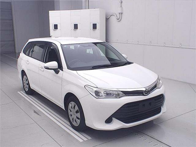 TOYOTA COROLLA — фото