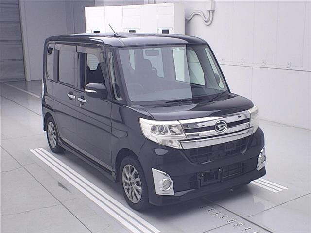 DAIHATSU TANTO — фото