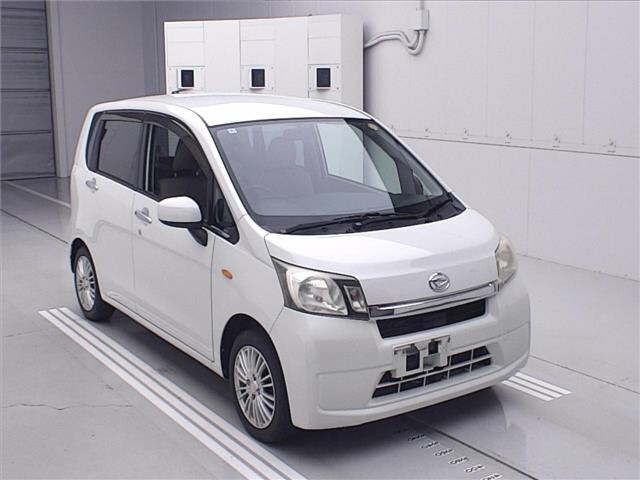 DAIHATSU MOVE — фото