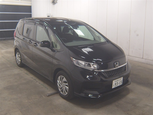 HONDA FREED — фото
