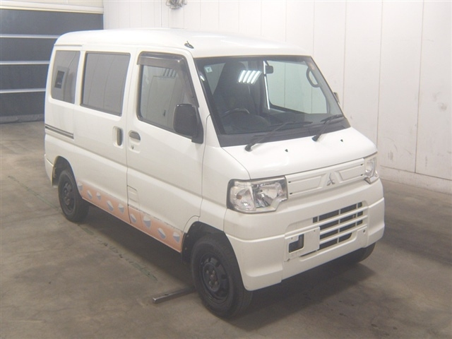 MITSUBISHI MINICAB — фото
