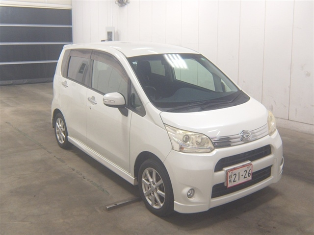 DAIHATSU MOVE — фото