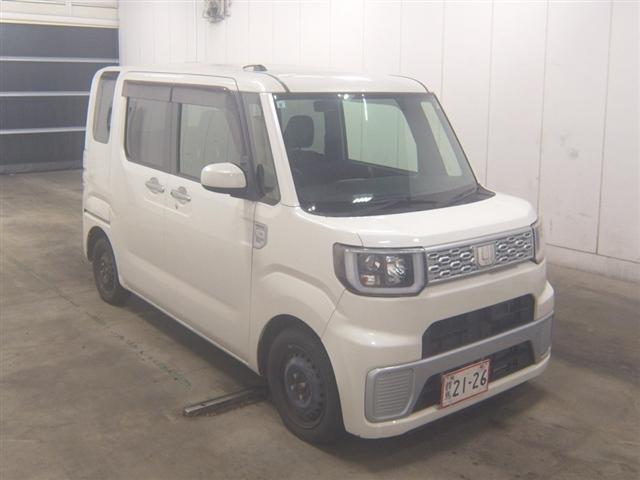DAIHATSU WAKE — фото