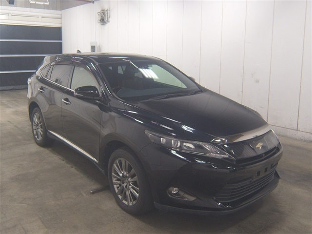 TOYOTA HARRIER — фото