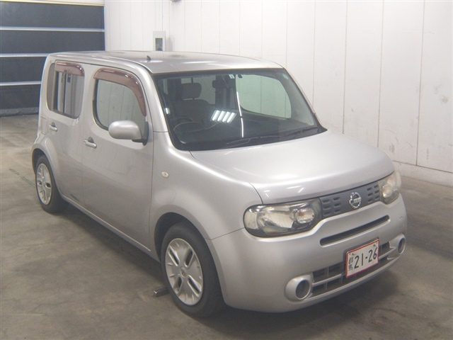 NISSAN CUBE — фото