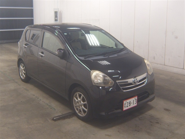 TOYOTA PIXIS — фото