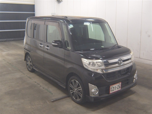 DAIHATSU TANTO — фото