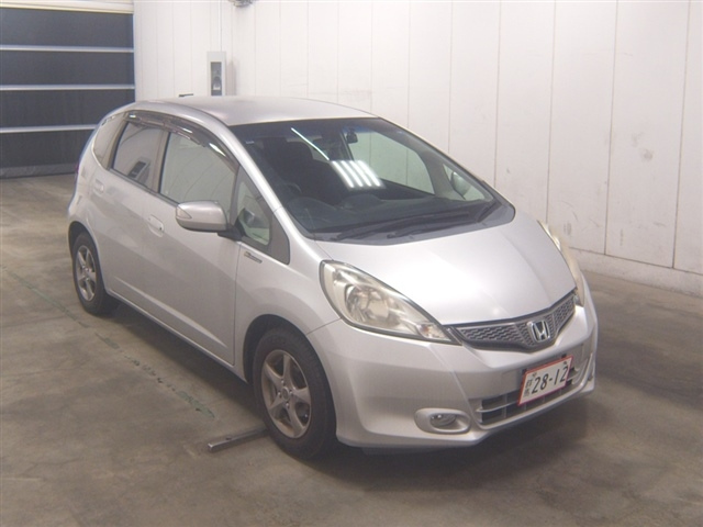 HONDA FIT — фото