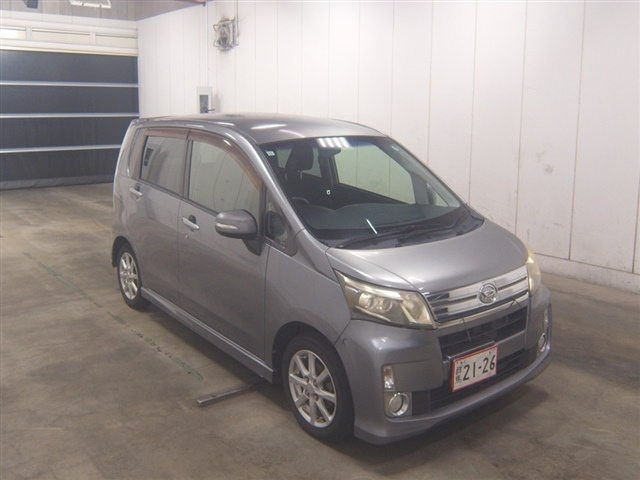 DAIHATSU MOVE — фото