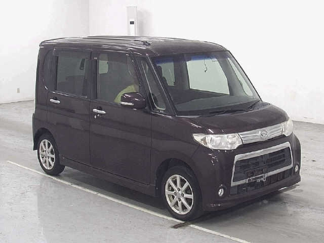 DAIHATSU TANTO — фото