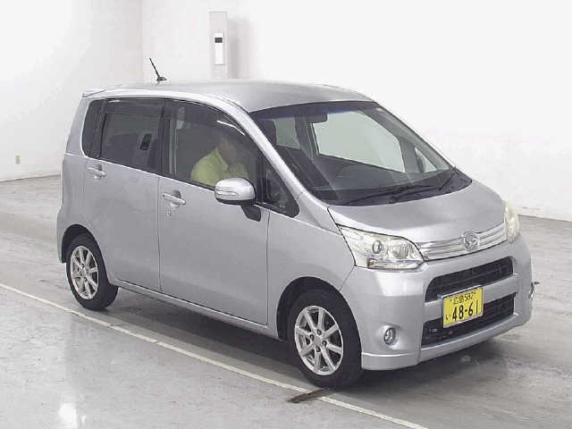 DAIHATSU MOVE — фото