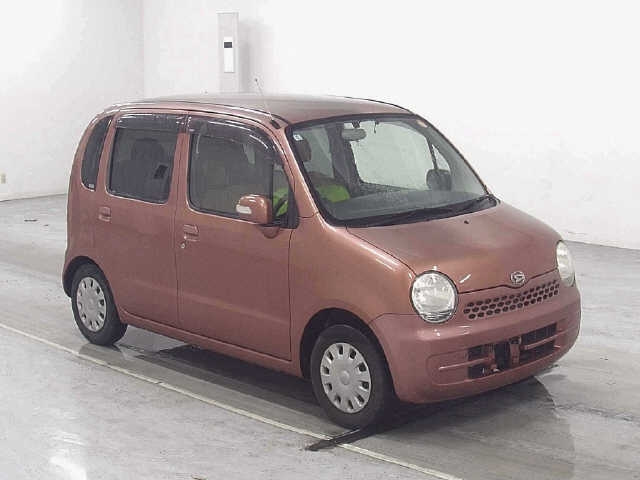 DAIHATSU MOVE — фото
