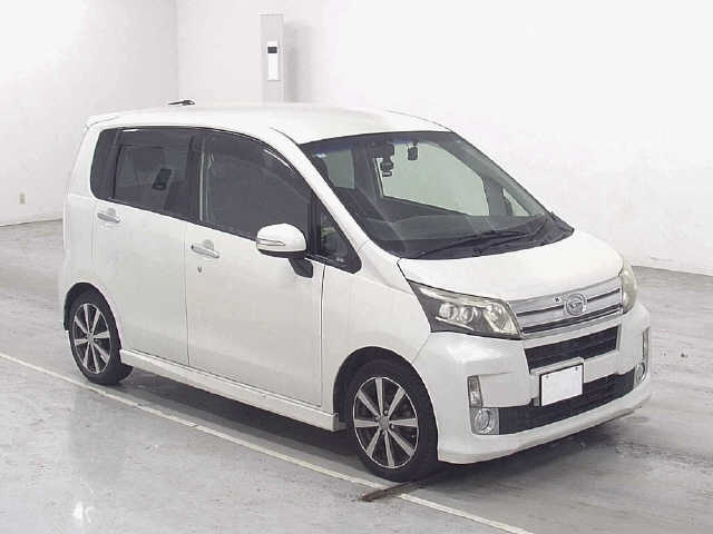 DAIHATSU MOVE — фото
