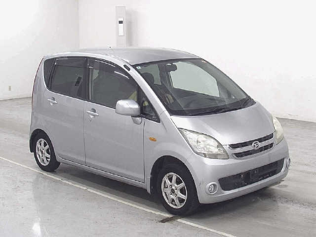 DAIHATSU MOVE — фото