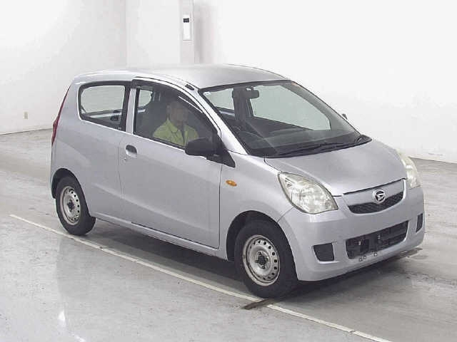 DAIHATSU MIRA — фото