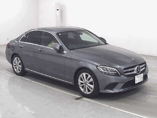 MERCEDES-BENZ C — фото