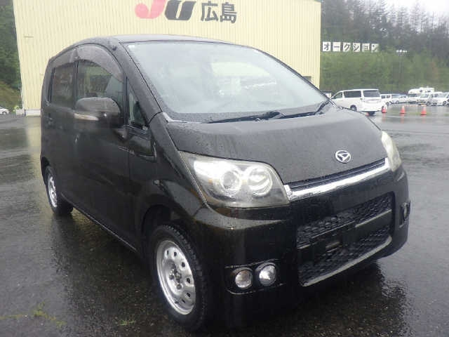DAIHATSU MOVE — фото