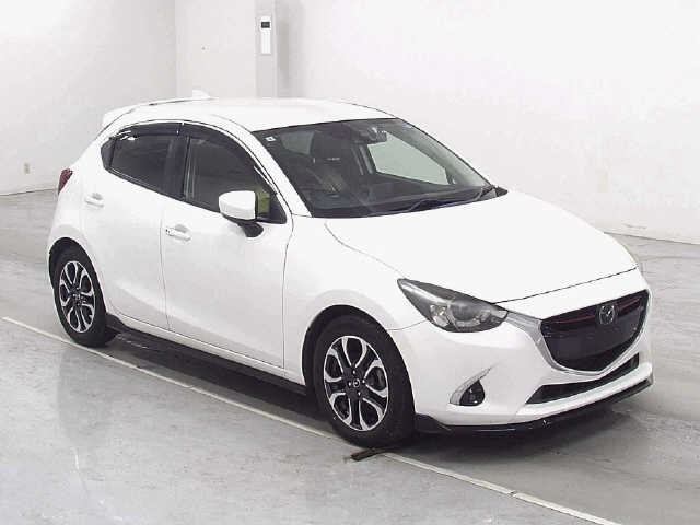 MAZDA DEMIO — фото